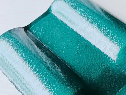 告別單調(diào)！合成樹脂瓦解鎖建筑色彩新玩法